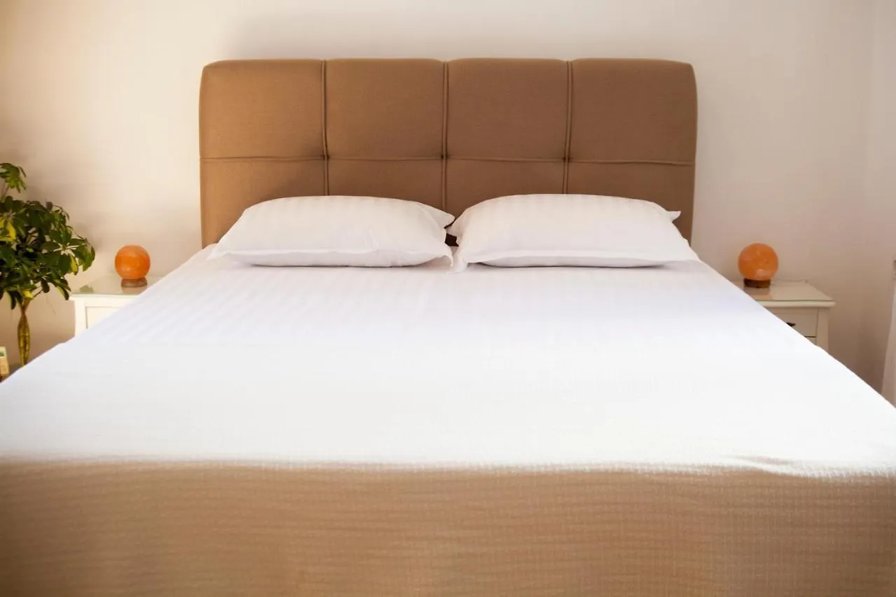 Amarilis Rooms Grožnjan Kroatien